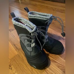 The North Face Kids Black and Gray Winter Boots